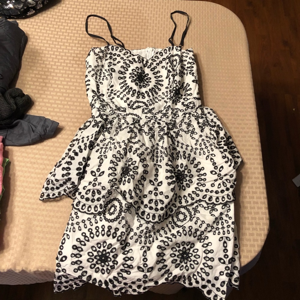 express black white floral dress